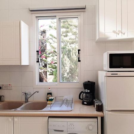 H&O Danaos Sea Breeze Apartment Paphos Bagian luar foto
