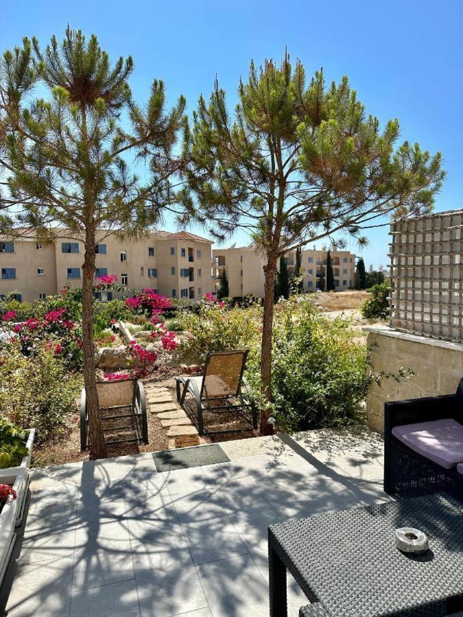 H&O Danaos Sea Breeze Apartment Paphos Bagian luar foto