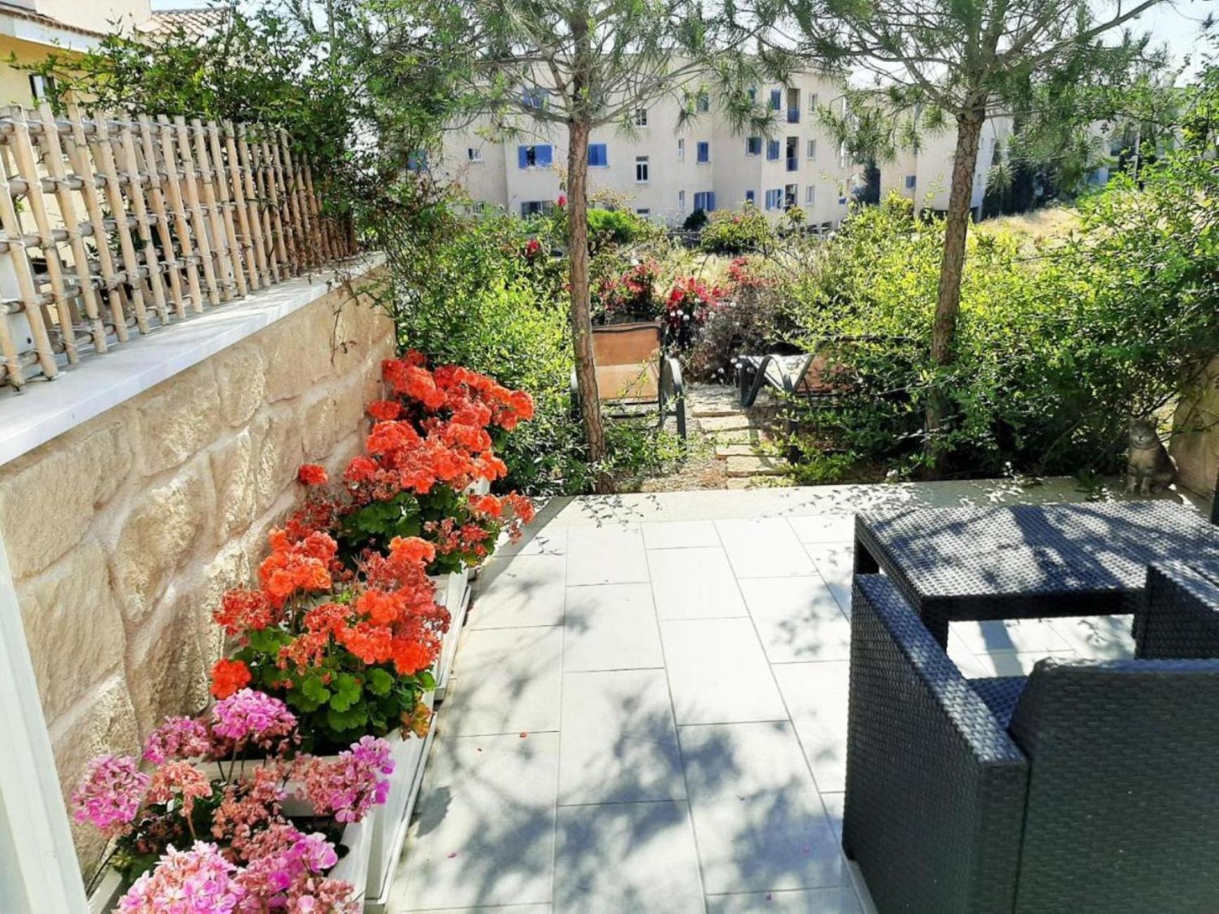 H&O Danaos Sea Breeze Apartment Paphos Bagian luar foto