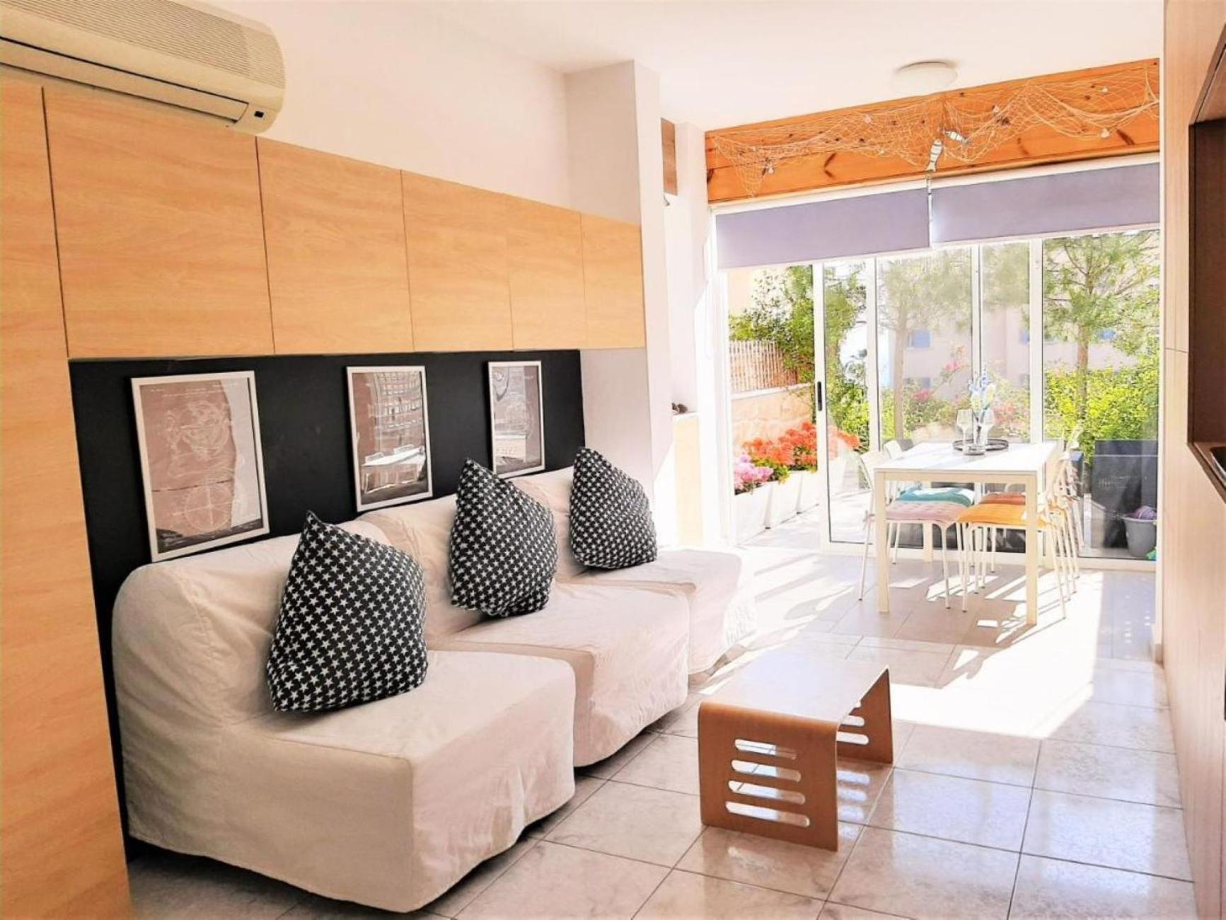 H&O Danaos Sea Breeze Apartment Paphos Bagian luar foto