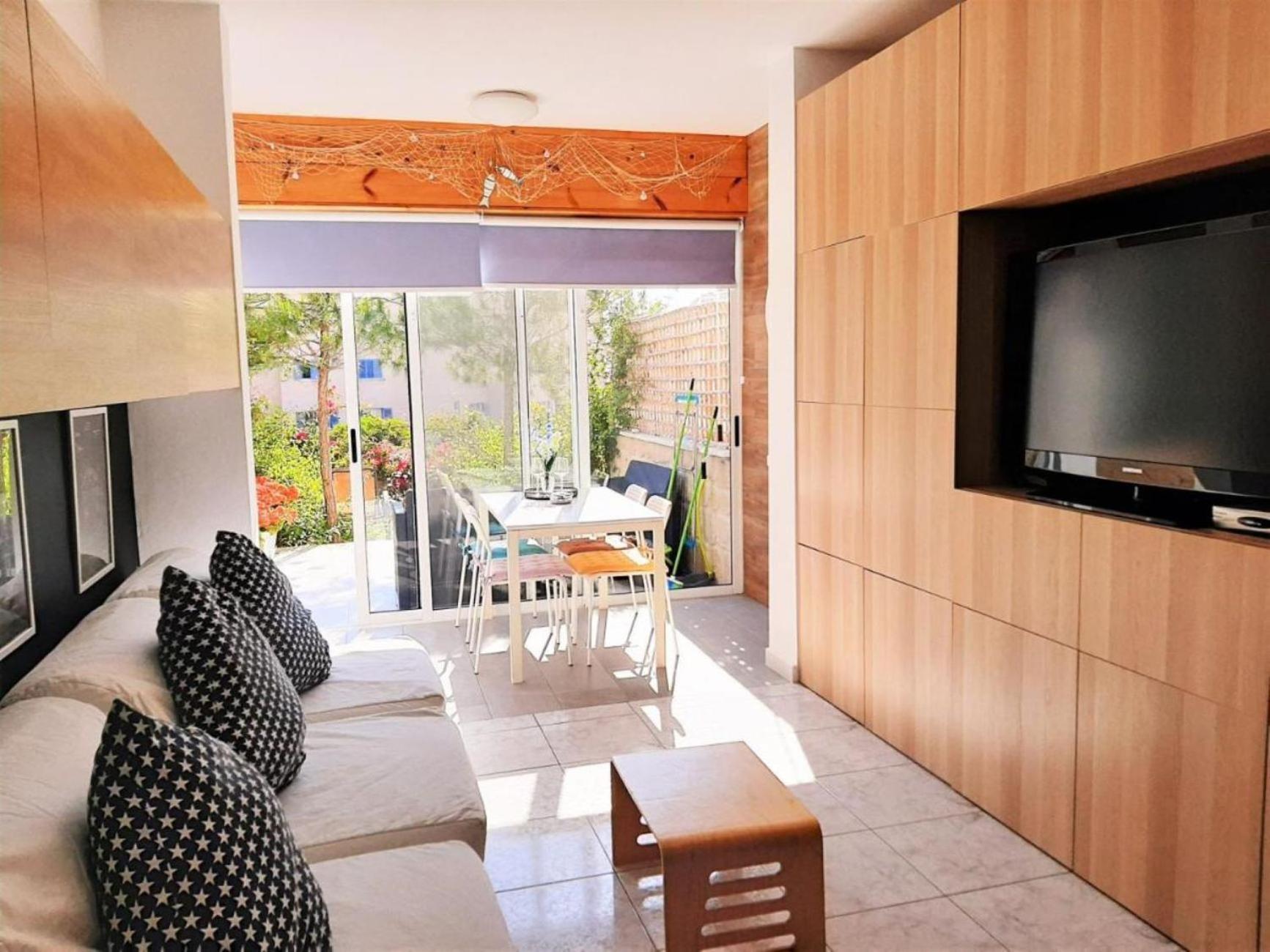 H&O Danaos Sea Breeze Apartment Paphos Bagian luar foto